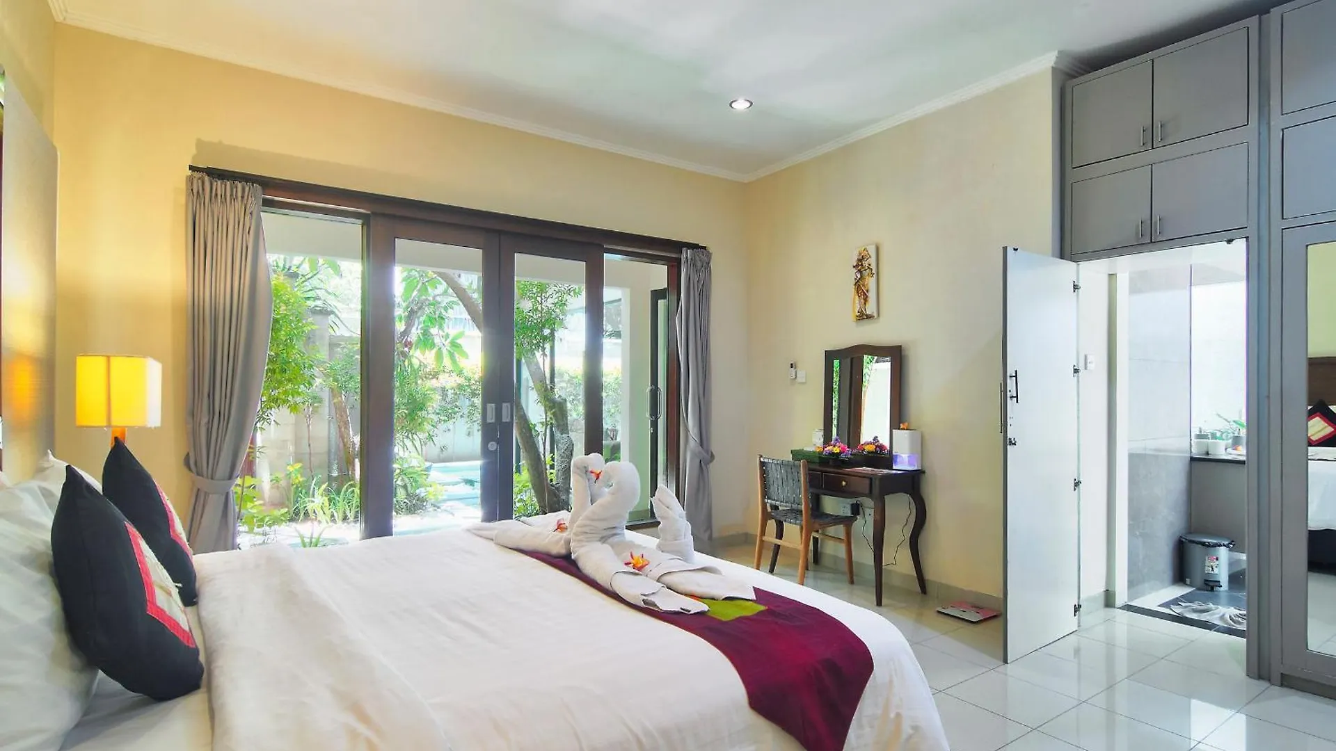 Kefi Villa Seminyak