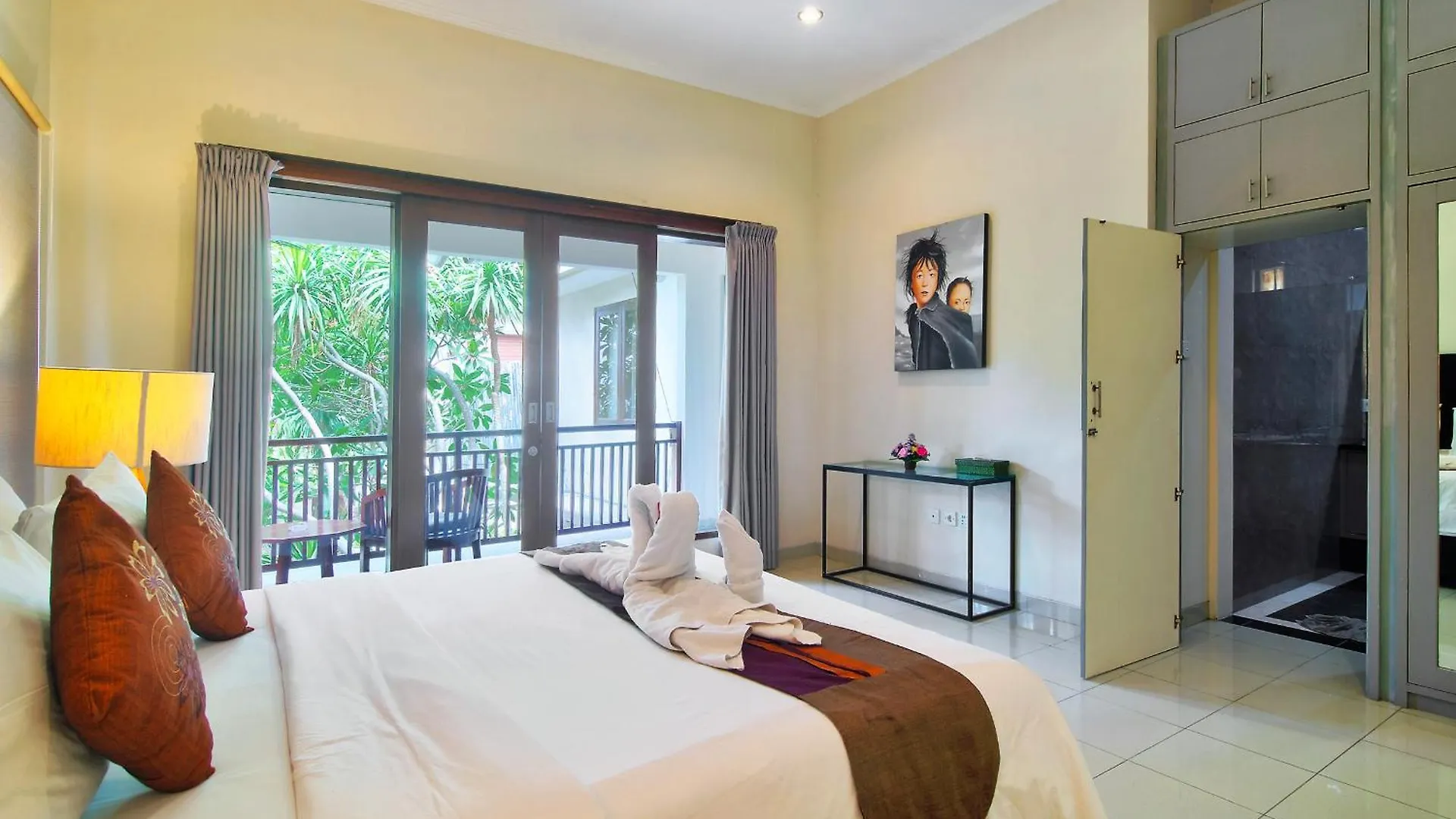 Kefi Villa Seminyak