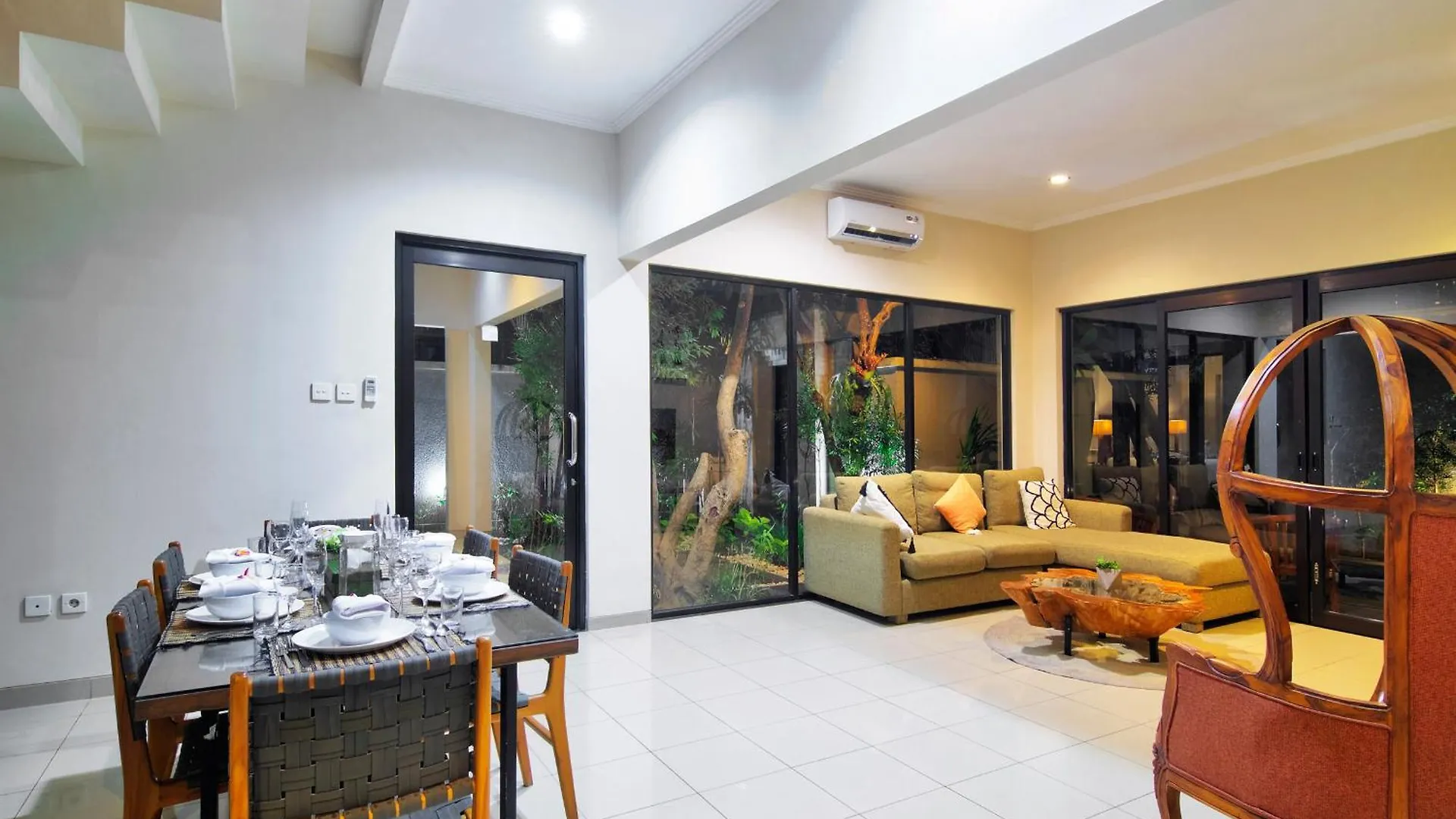 Kefi Villa Seminyak